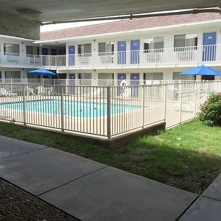 Motel 6-Ardmore, Ok 