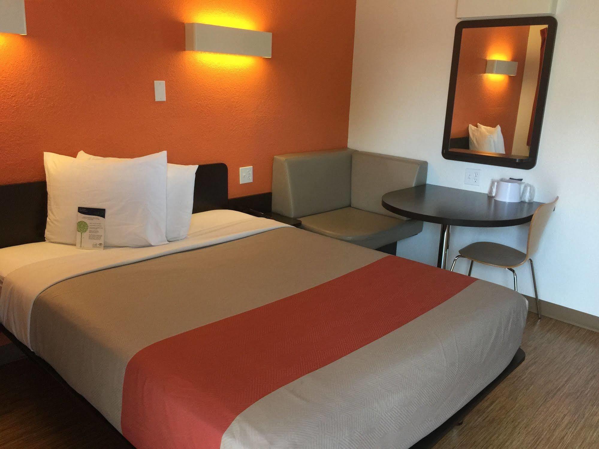 6-ardmore, Ok Hotel 2*