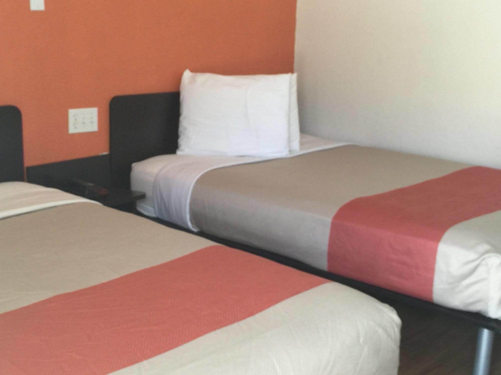 6-ardmore, Ok Hotel