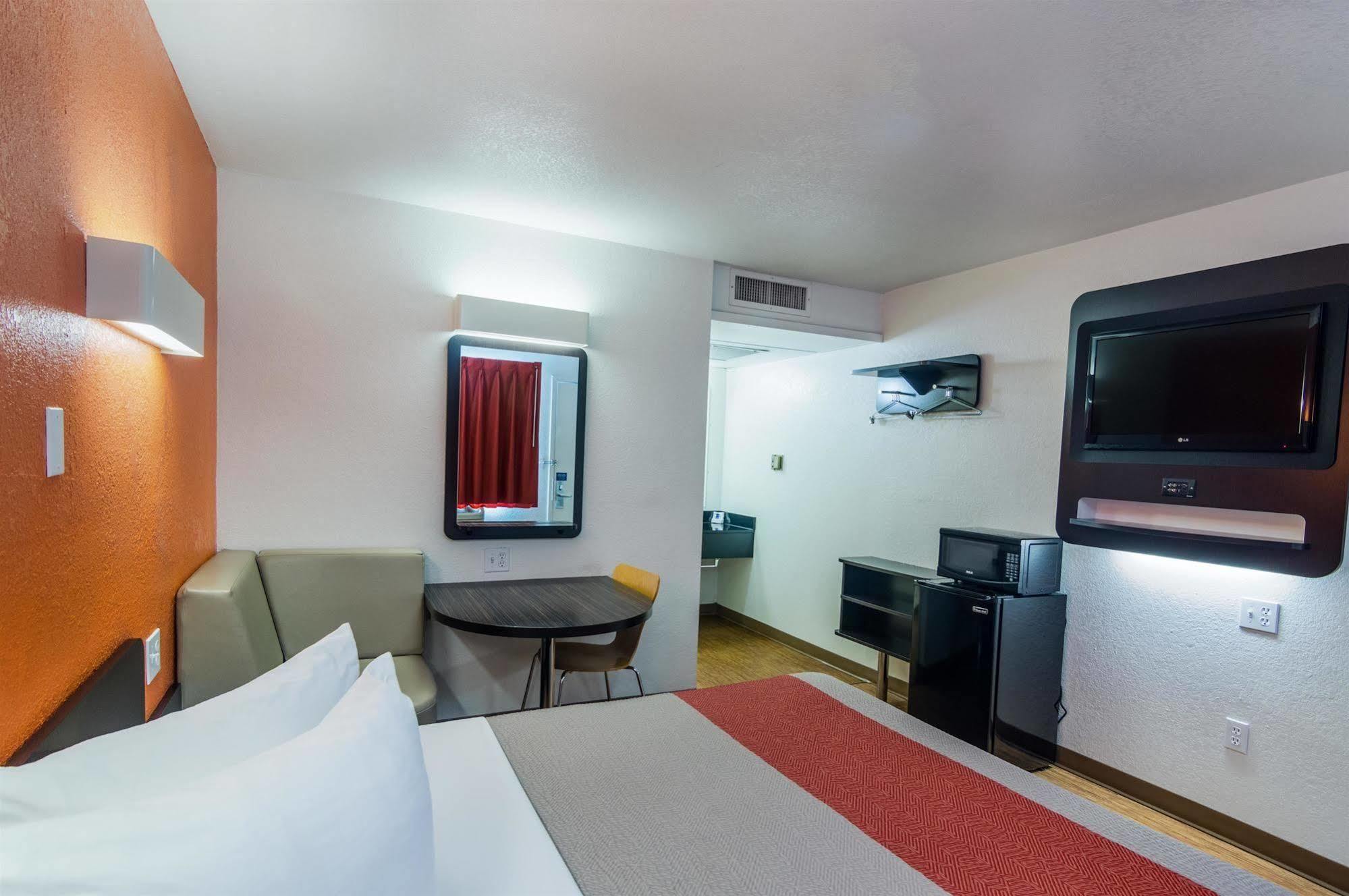 6-ardmore, Ok Hotel 2*